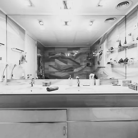 Ledomainedebarraquesenramatuelle Couette-café *